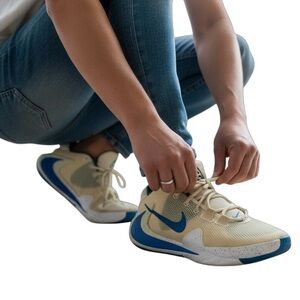 Nike Zoom Freak 1 Athletic Shoe Men’s Size 8.5 Sneaker Light Cream BQ5422-200